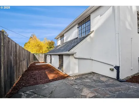 2645 NE 28th Avenue Portland OR 97212