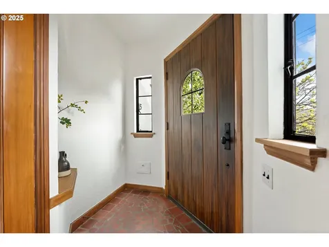 2645 NE 28th Avenue Portland OR 97212