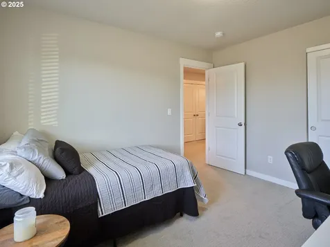 17127 NE 14th Avenue Ridgefield WA 98642