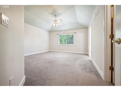 19725 Nevin Court Oregon City OR 97045