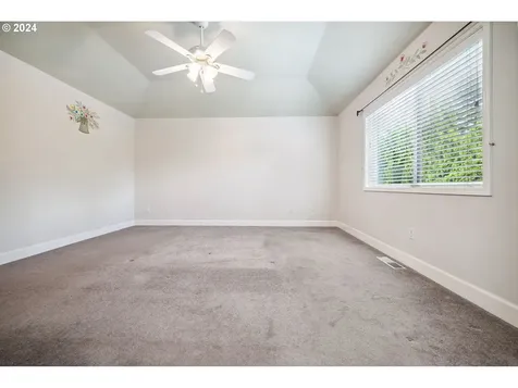 19725 Nevin Court Oregon City OR 97045