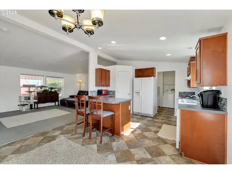 12450 SW Fischer Road Portland OR 97224