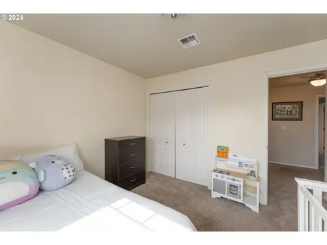 1020 Ne Granite Ridge Street Roseburg OR 97470