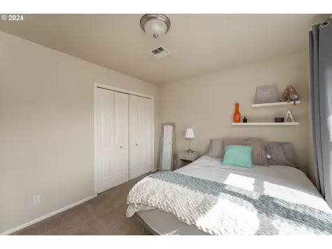 1020 Ne Granite Ridge Street Roseburg OR 97470