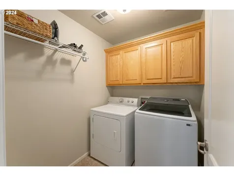 1020 Ne Granite Ridge Street Roseburg OR 97470