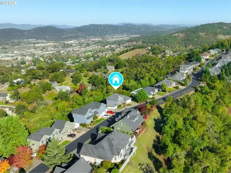 1020 Ne Granite Ridge Street Roseburg OR 97470