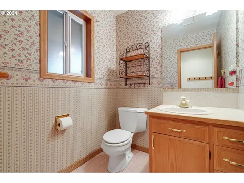 16133 S Camellia Court Oregon City OR 97045