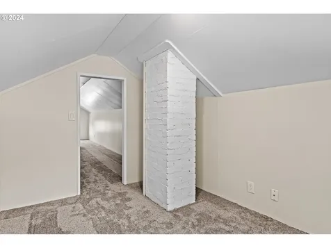 471 21st Avenue Longview WA 98632