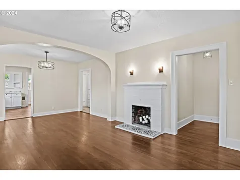 471 21st Avenue Longview WA 98632