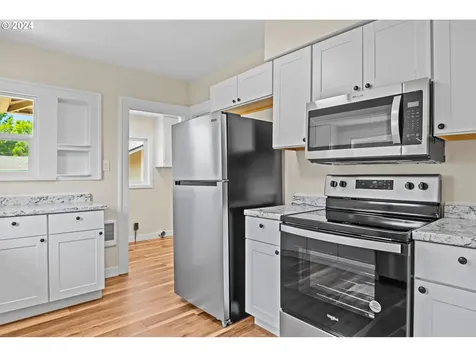 471 21st Avenue Longview WA 98632