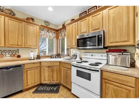 1908 Ne 177th Avenue Vancouver WA 98684