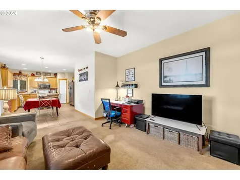 1908 Ne 177th Avenue Vancouver WA 98684