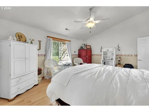 1908 Ne 177th Avenue Vancouver WA 98684