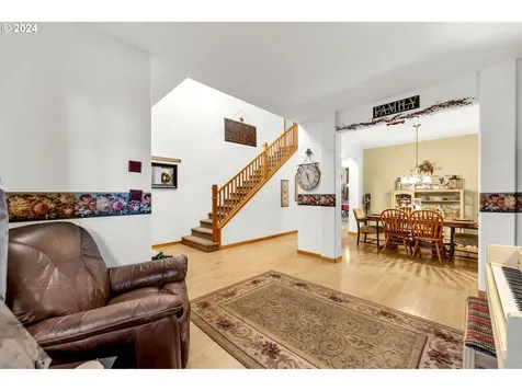 1908 Ne 177th Avenue Vancouver WA 98684