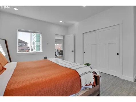 1791 Nw Lincoln Loop Lincoln City OR 97367