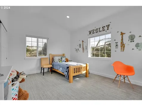 1791 Nw Lincoln Loop Lincoln City OR 97367