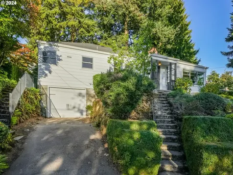 8025 SW 6th Avenue Portland OR 97219