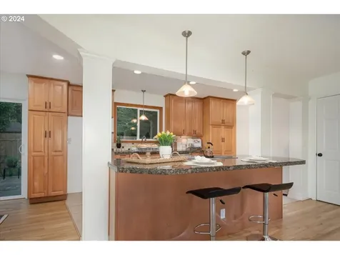 6015 NW Lincoln Avenue Vancouver WA 98663