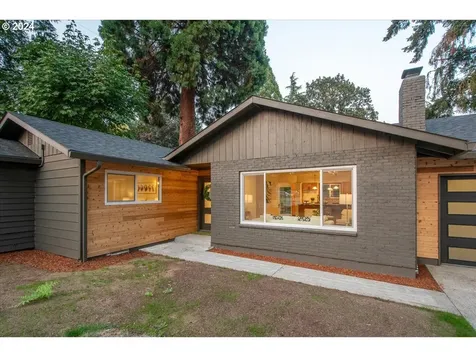 6015 NW Lincoln Avenue Vancouver WA 98663