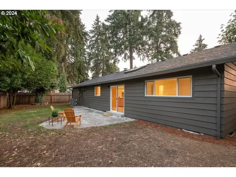 6015 NW Lincoln Avenue Vancouver WA 98663