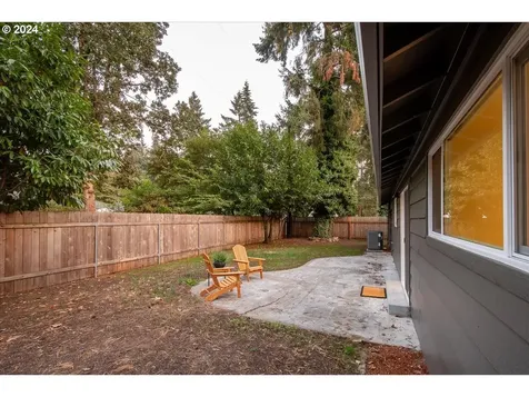 6015 NW Lincoln Avenue Vancouver WA 98663