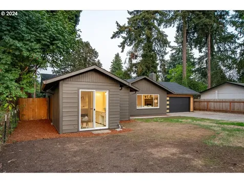 6015 NW Lincoln Avenue Vancouver WA 98663
