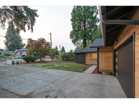 6015 NW Lincoln Avenue Vancouver WA 98663