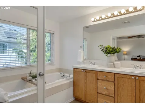 5901 NE Wetherby Street Hillsboro OR 97124