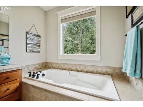 3297 Se Laura Avenue Gresham OR 97080