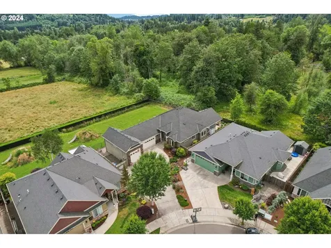 3297 Se Laura Avenue Gresham OR 97080