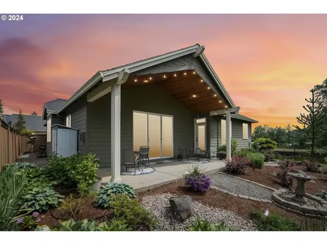 3297 Se Laura Avenue Gresham OR 97080