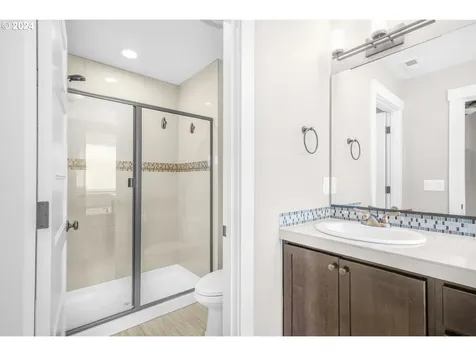 16358 Samson Place Oregon City OR 97045