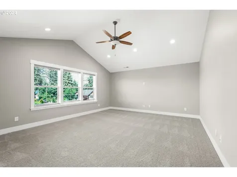 16358 Samson Place Oregon City OR 97045
