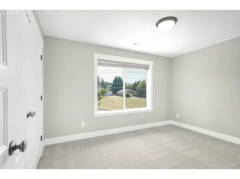 16358 Samson Place Oregon City OR 97045