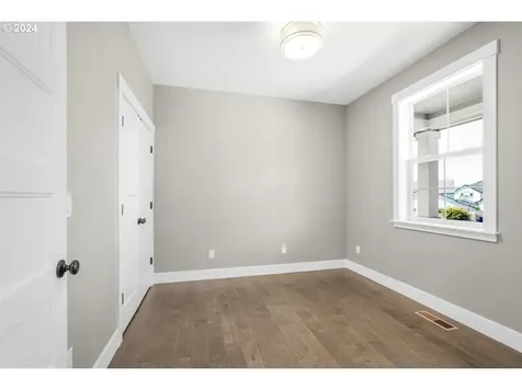 16358 Samson Place Oregon City OR 97045