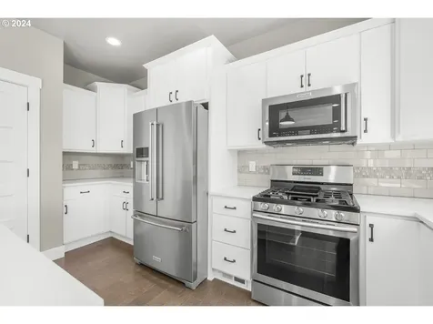 16358 Samson Place Oregon City OR 97045