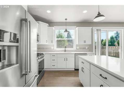 16358 Samson Place Oregon City OR 97045