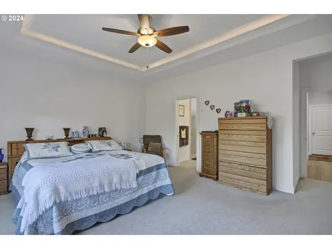 425 Nw Crater Lake Drive Dallas OR 97338