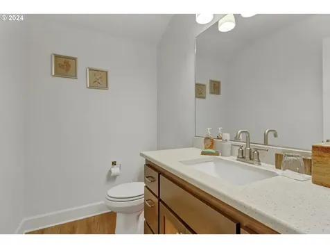 425 Nw Crater Lake Drive Dallas OR 97338