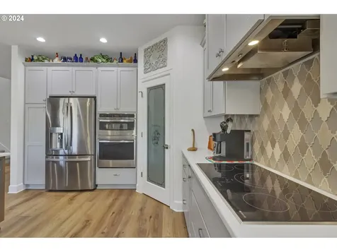 425 Nw Crater Lake Drive Dallas OR 97338