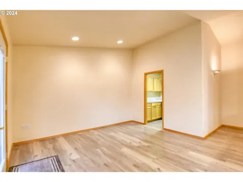 943 W Hartley Avenue Hermiston OR 97838