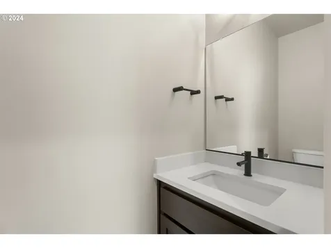 2423 Ne 2nd Court Battle Ground WA 98604