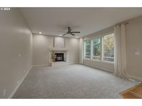 4466 NW Oregon Street Camas WA 98607
