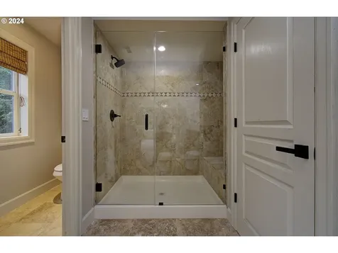 4466 NW Oregon Street Camas WA 98607
