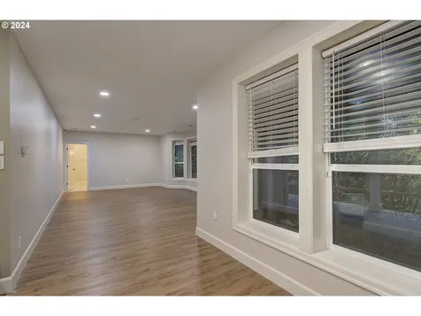 4466 NW Oregon Street Camas WA 98607