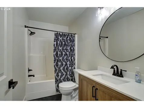 4466 NW Oregon Street Camas WA 98607