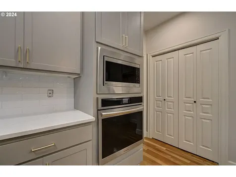 4466 NW Oregon Street Camas WA 98607
