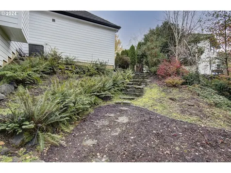4466 NW Oregon Street Camas WA 98607