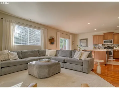 51272 SW Rembrandt Drive Scappoose OR 97056