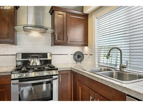 15606 Sw Summerfield Lane Portland OR 97224